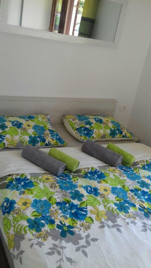 New Lux Apartman Kala Poreč Exterior foto